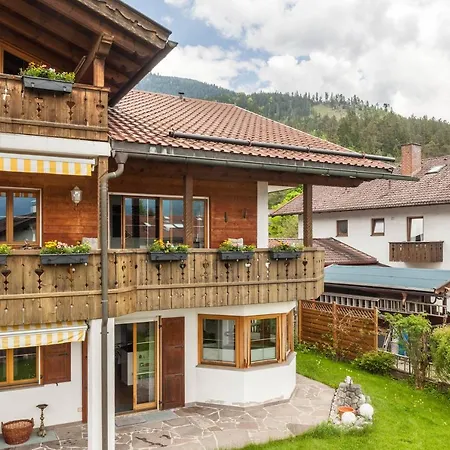 Alpblick Zugspitze * Γκάρμις-Παρτενκίρχεν