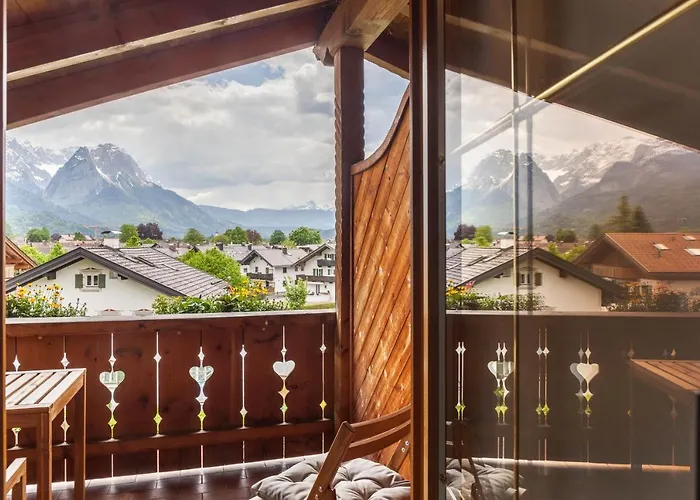 Alpblick Zugspitze Гарміш-Партенкірхен