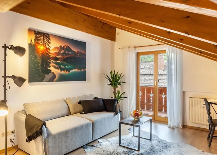 Alpblick Zugspitze Апартаменти *