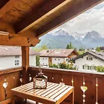 Alpblick Zugspitze 公寓 *
