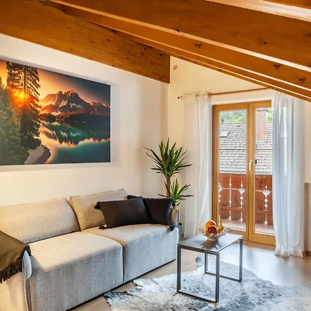 Alpblick Zugspitze Apartman *
